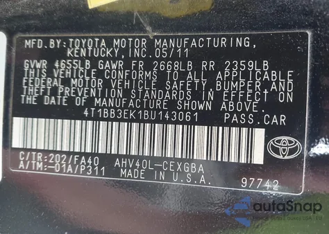 2011 Toyota Camry Hybrid z USA, uszkodzony, nr VIN 4T1BB3EK1BU143061